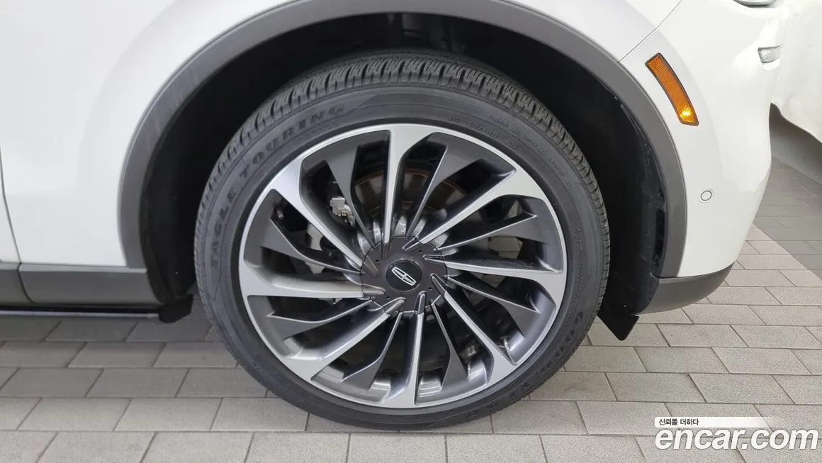 Lincoln Aviator 2023 из KR, фото 5