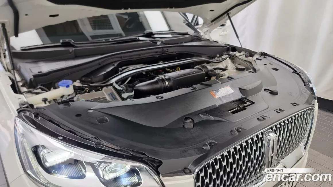 Lincoln Aviator 2023 из KR, фото 6