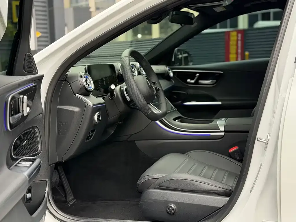 Mercedes-Benz C-Class 2023 из CN, фото 6