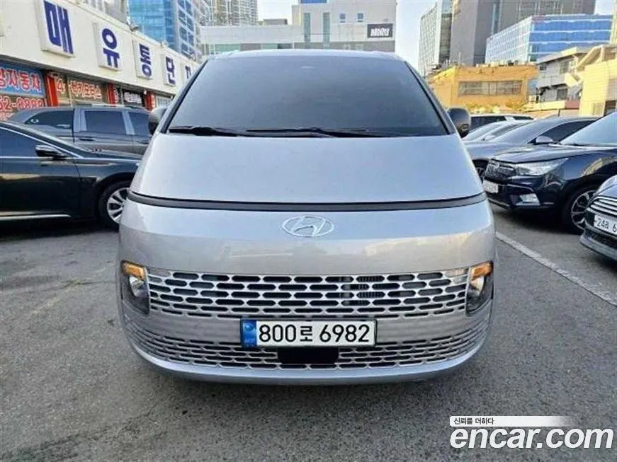 Hyundai Staria 2022 из KR, фото 2