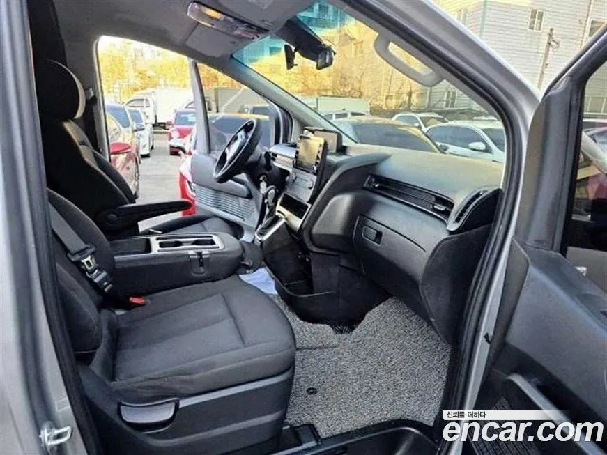 Hyundai Staria 2022 из KR, фото 9