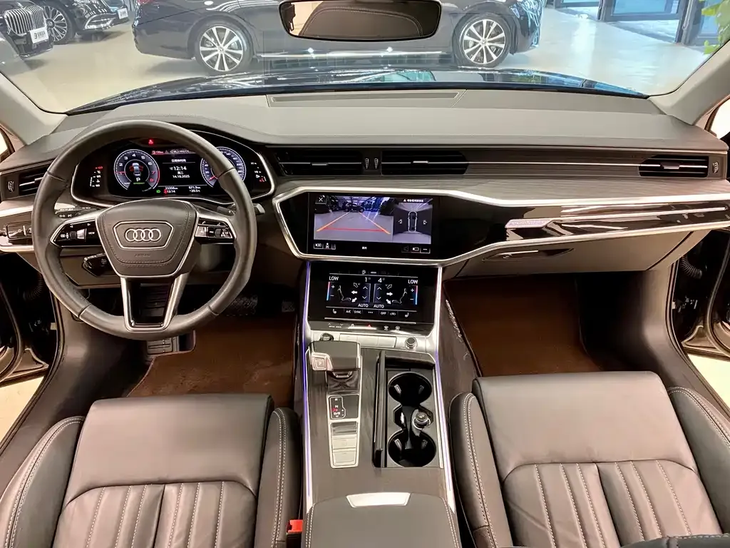 Audi A6L 2023 из CN, фото 10