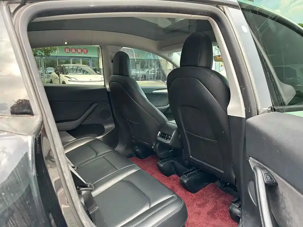 Tesla Model Y 2022 из CN, фото 10