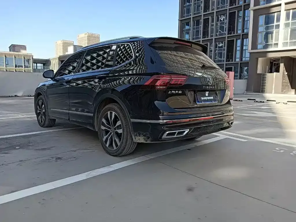 Volkswagen Tiguan L 2023 из CN, фото 6