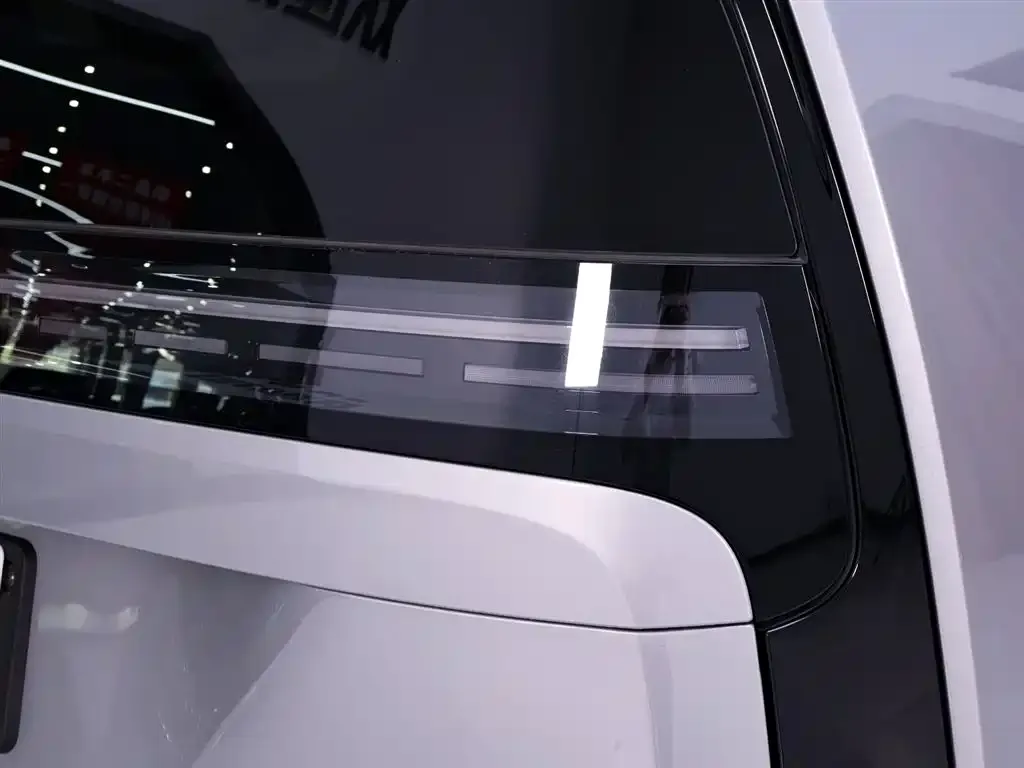 Li Auto MEGA 2024 из CN, фото 9