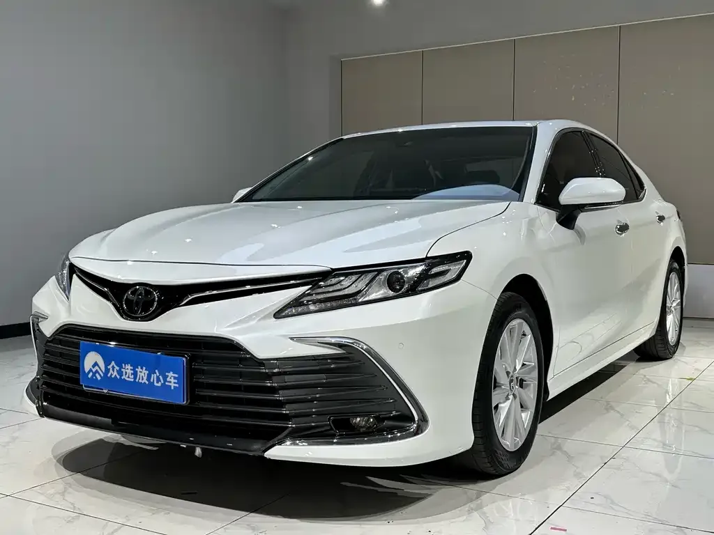 Toyota Camry 2022 из CN, фото 1