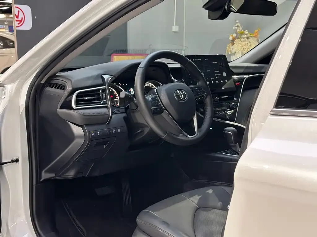 Toyota Camry 2022 из CN, фото 9