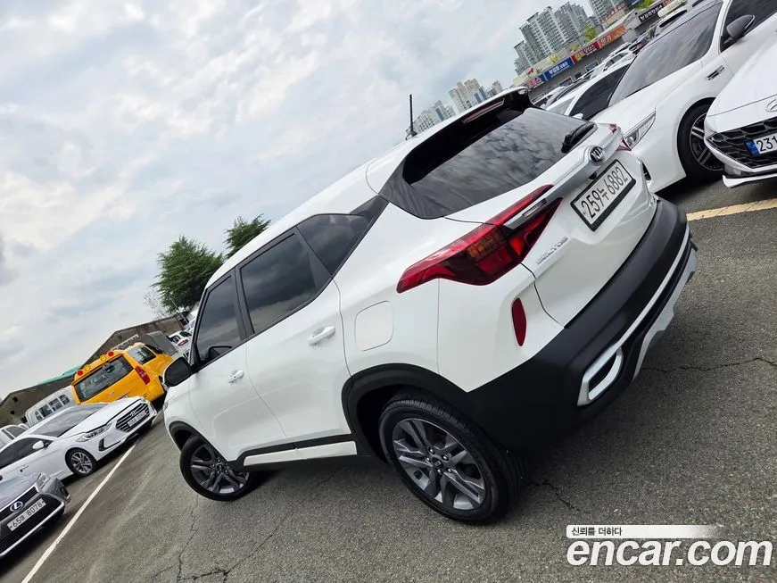 Kia Seltos 2021 из KR, фото 2