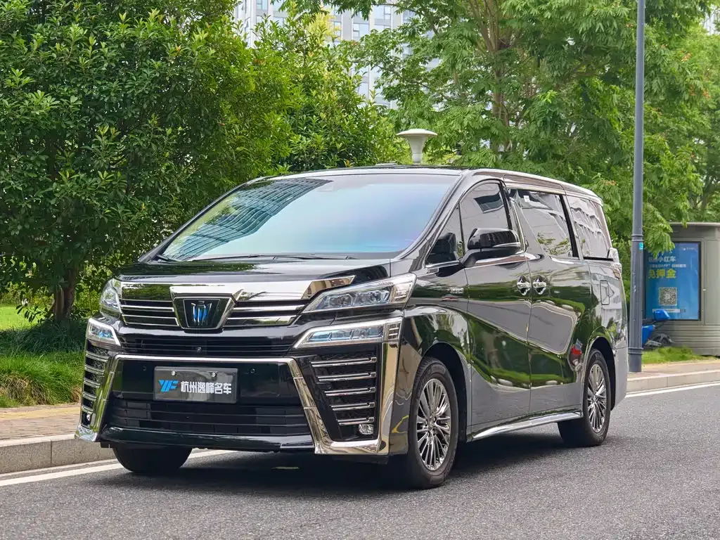 Toyota Vellfire 2021 из CN, фото 1