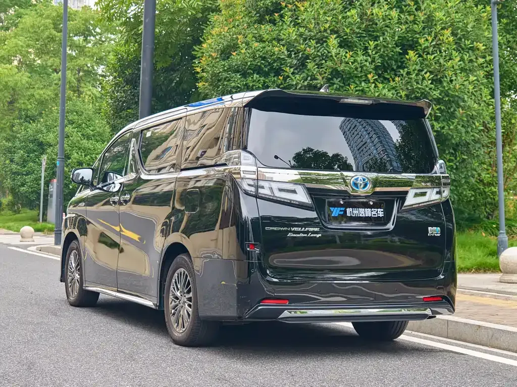 Toyota Vellfire 2021 из CN, фото 7
