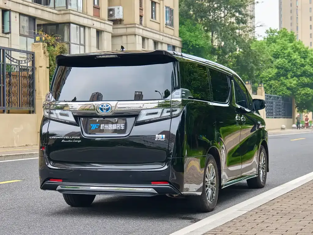 Toyota Vellfire 2021 из CN, фото 9