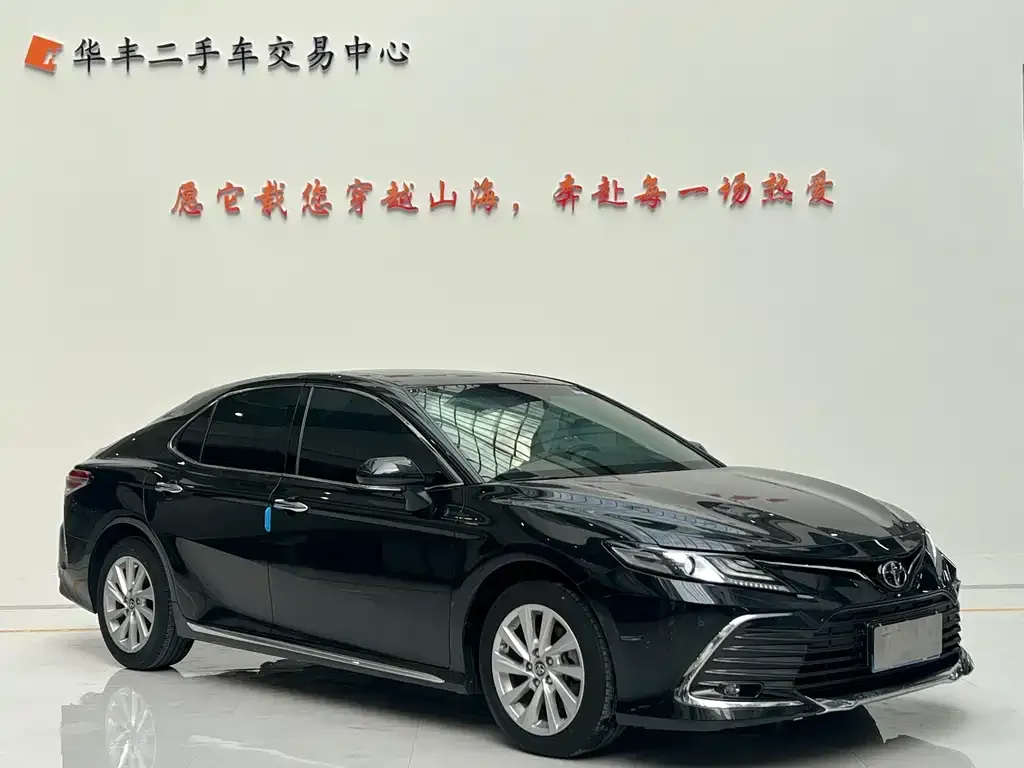 Toyota Camry 2023 из CN, фото 3