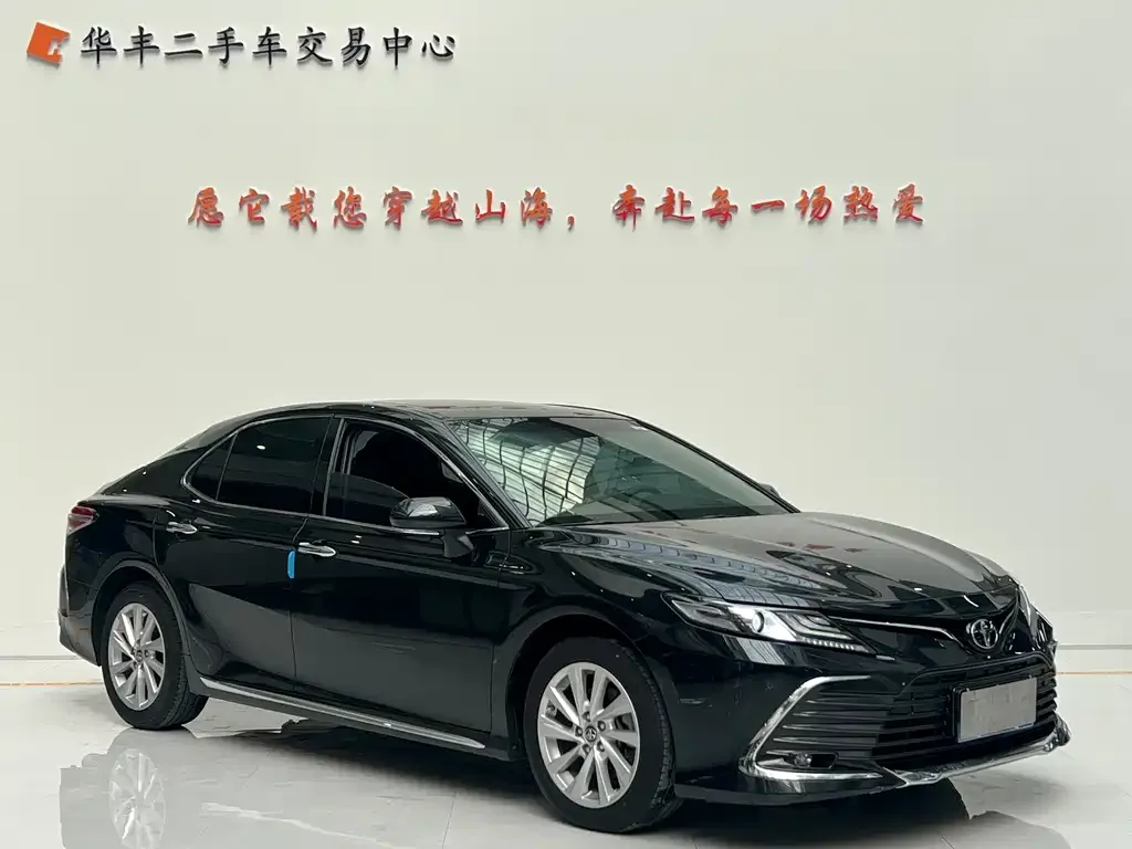 Toyota Camry 2023 из CN, фото 4
