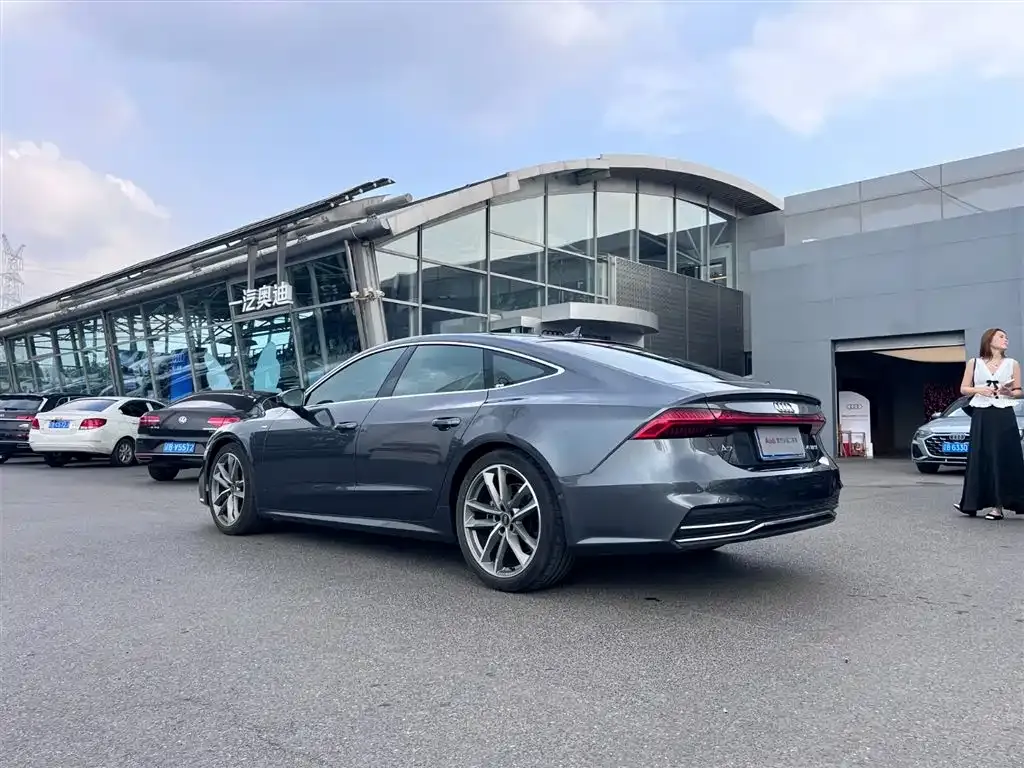 Audi A7 2024 из CN, фото 2