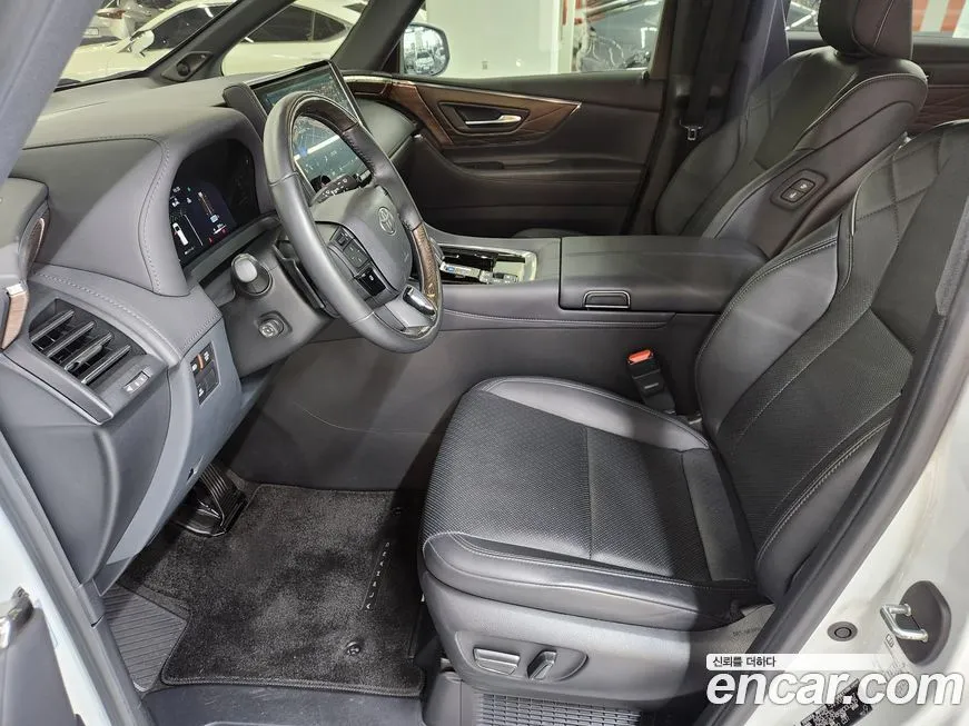 Toyota Alphard 2024 из KR, фото 10