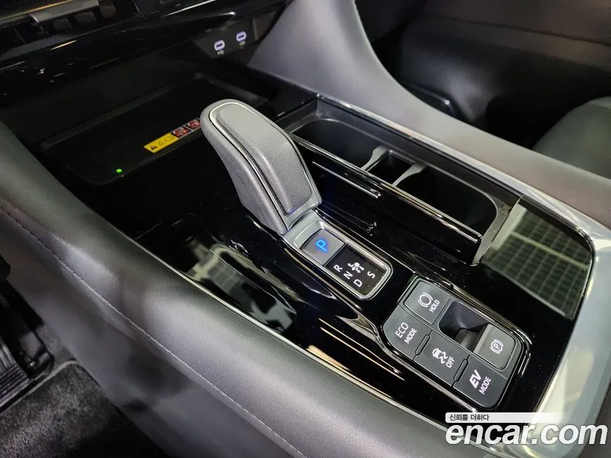 Toyota Alphard 2024 из KR, фото 9