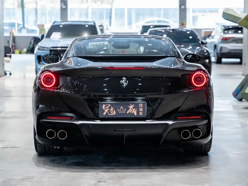 Ferrari Portofino 2023 из CN, фото 10