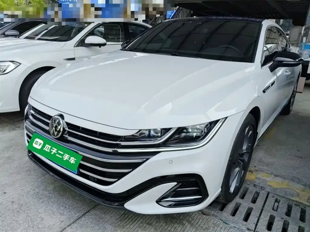 Volkswagen CC 2022 из CN, фото 2