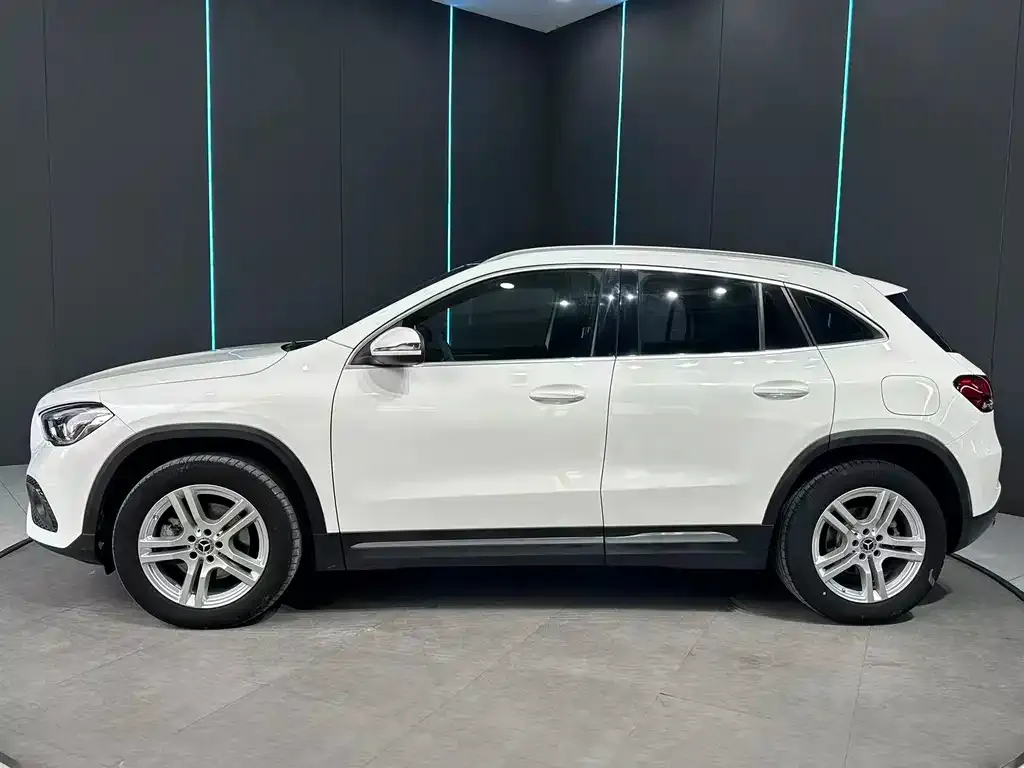 Mercedes-Benz GLA 2022 из CN, фото 4