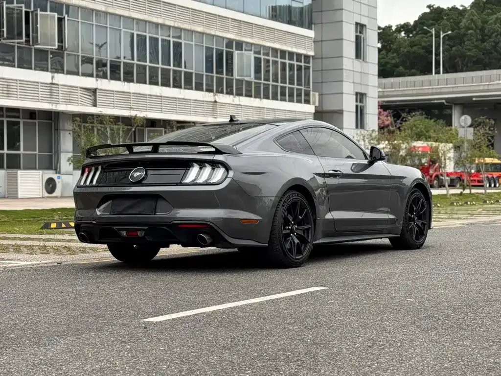 Ford Mustang 2022 из CN, фото 6