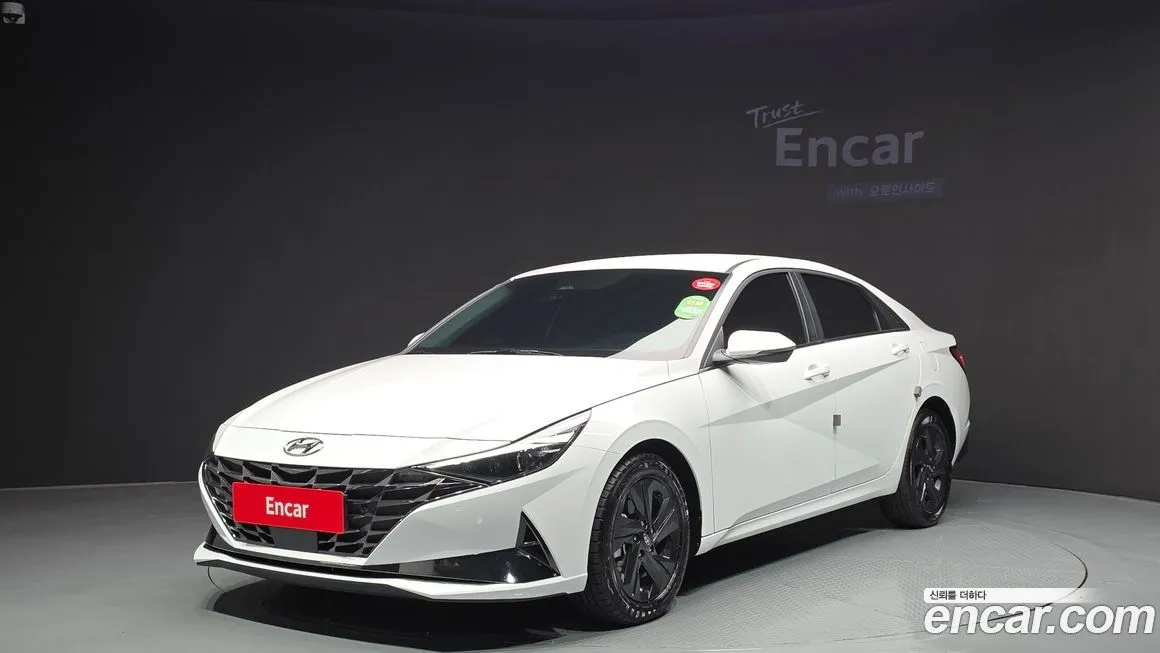 Hyundai AVANTE 2022 из KR, фото 1