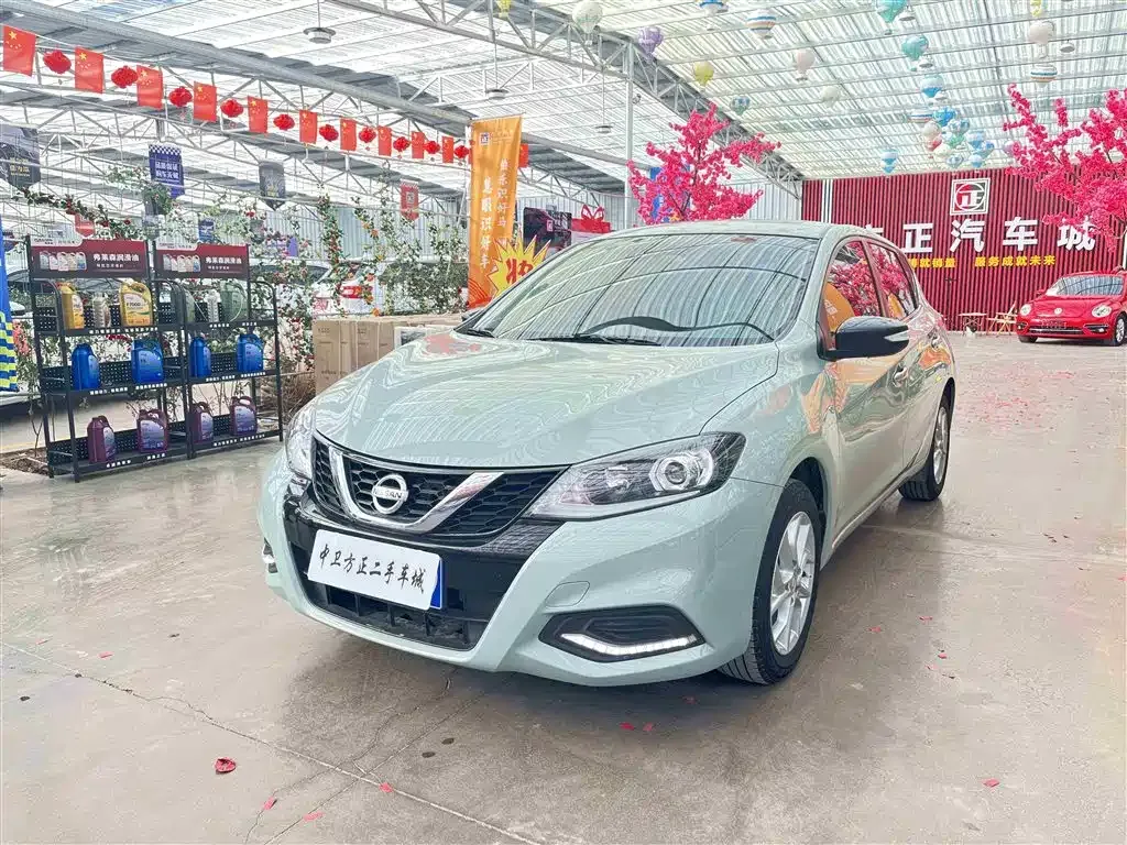 Nissan Tiida 2023 из CN, фото 2