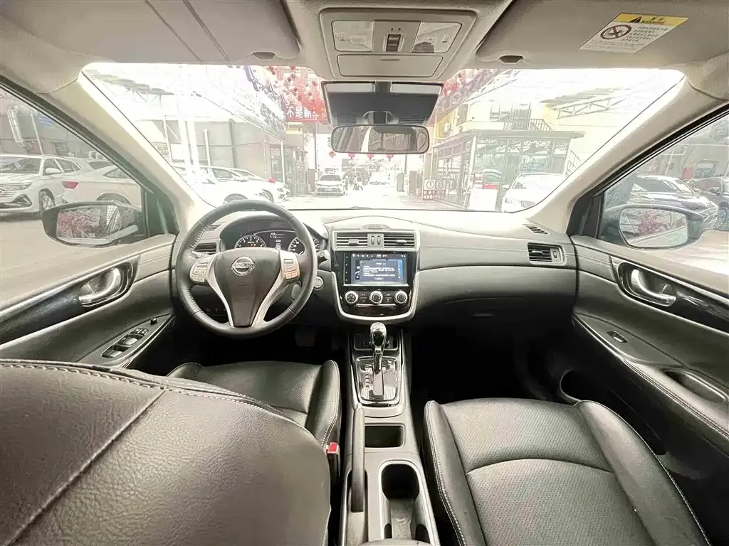 Nissan Tiida 2023 из CN, фото 9