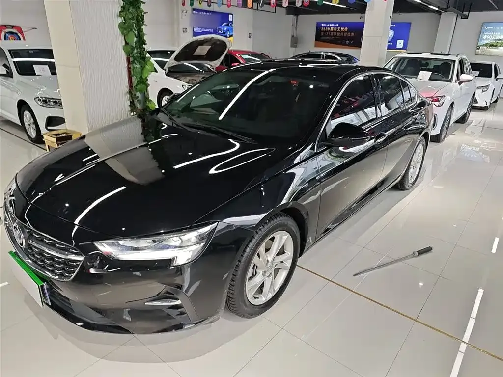 Buick Regal 2023 из CN, фото 2