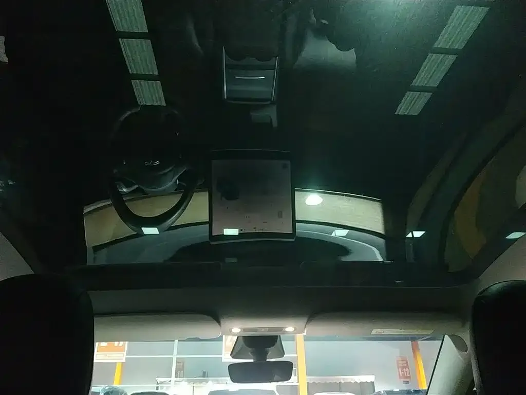 Tesla Model Y 2022 из CN, фото 8