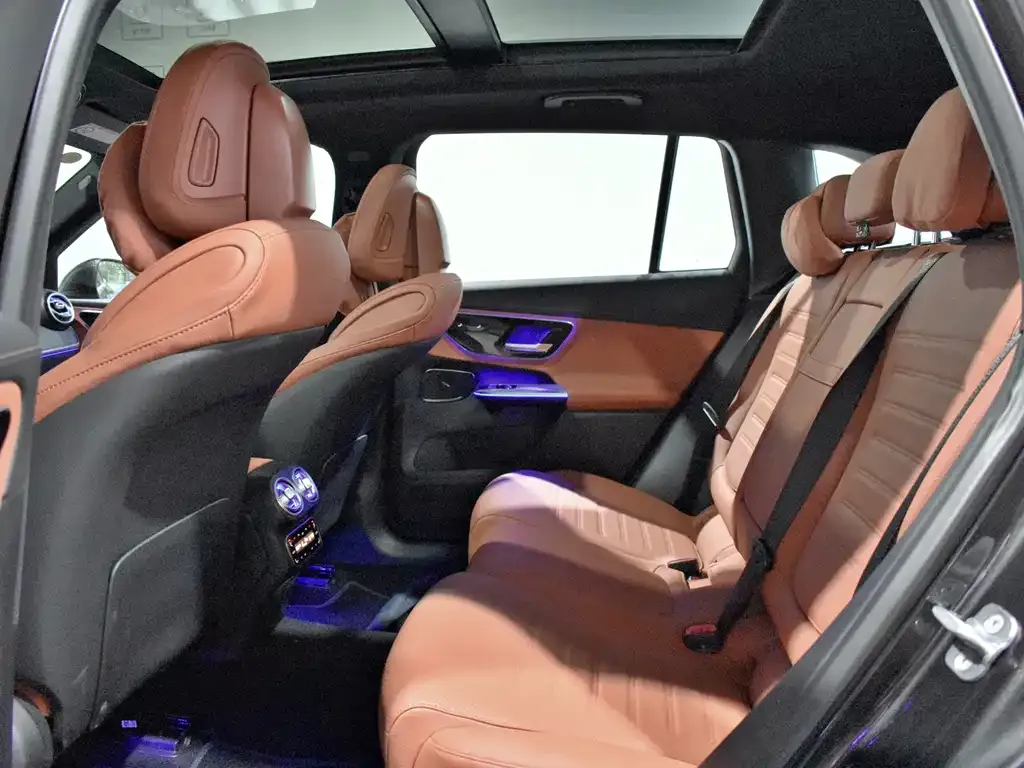 Mercedes-Benz GLC 2024 из CN, фото 7