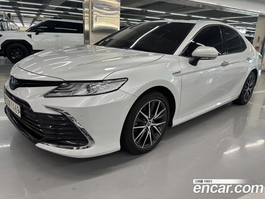 Toyota Camry 2022 из KR, фото 2