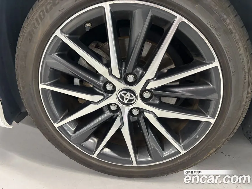 Toyota Camry 2022 из KR, фото 7