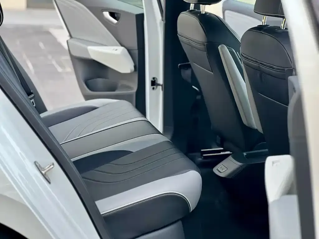 Volkswagen ID.3 2024 из CN, фото 7