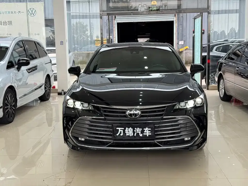 Toyota Avalon 2022 из CN, фото 1