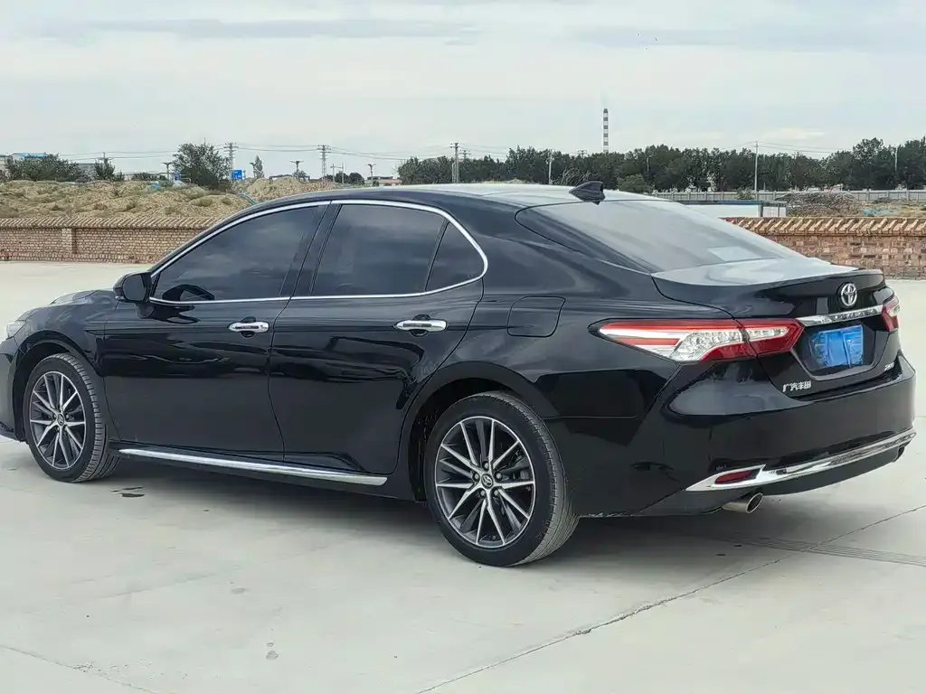 Toyota Camry 2023 из CN, фото 7