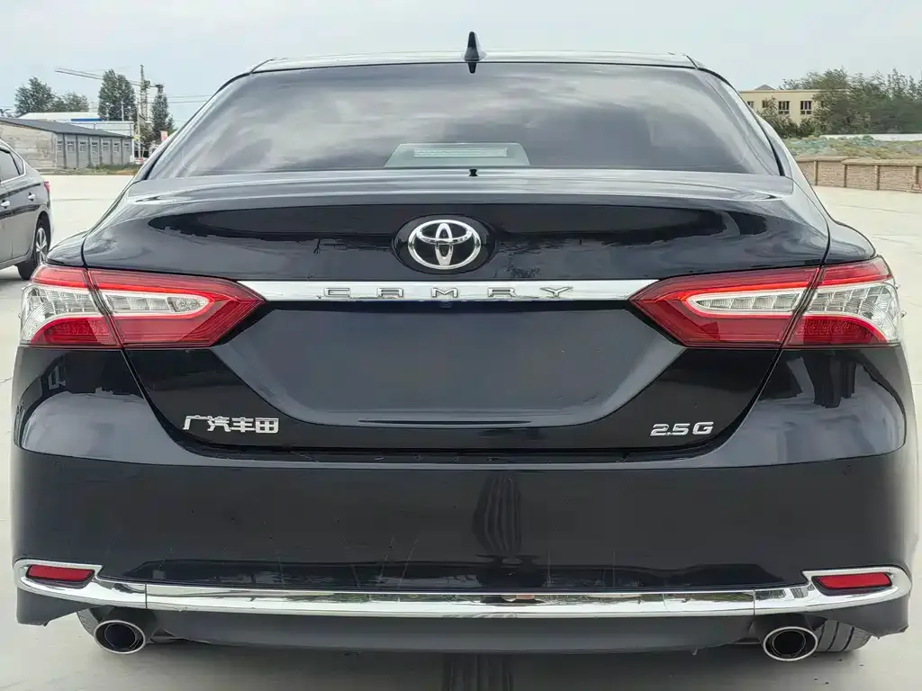Toyota Camry 2023 из CN, фото 8
