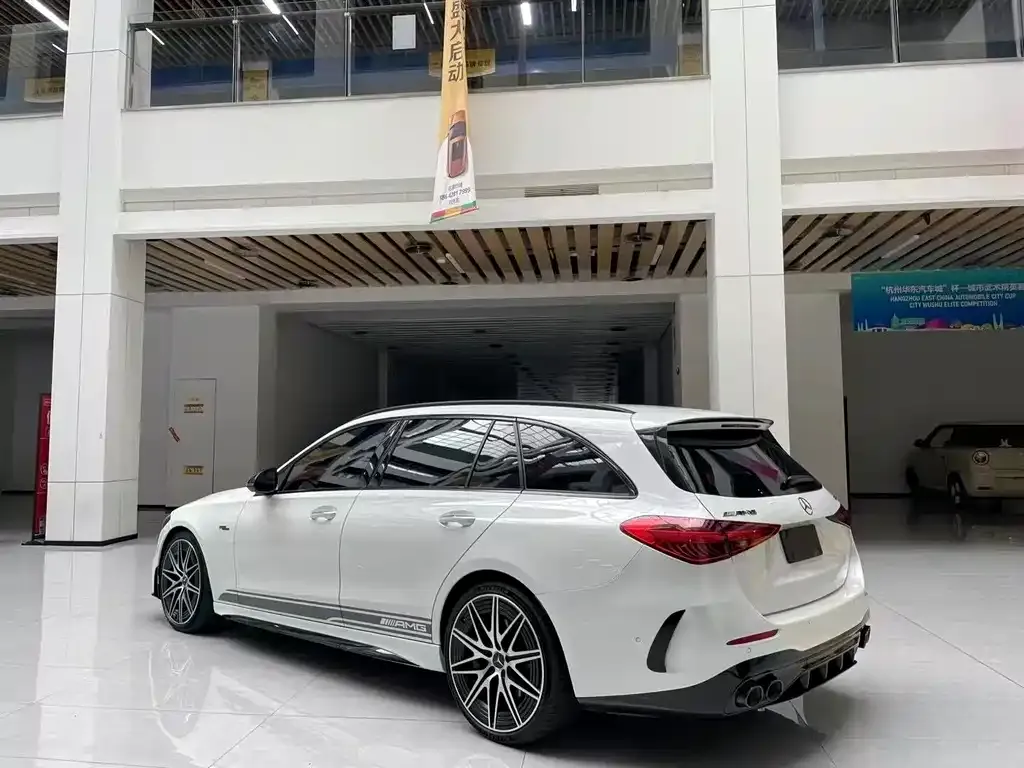 [object Object] C-Class AMG 2024 из CN, фото 4