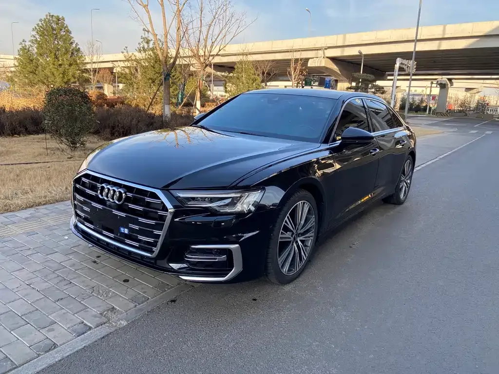 Audi A6L 2023 из CN, фото 1
