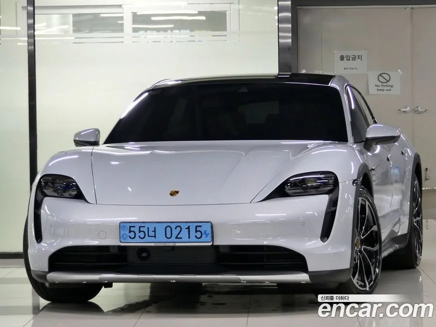 Porsche Taycan 2023 из KR, фото 1