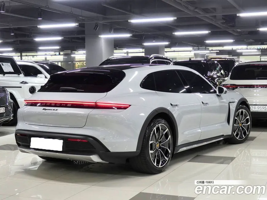 Porsche Taycan 2023 из KR, фото 3