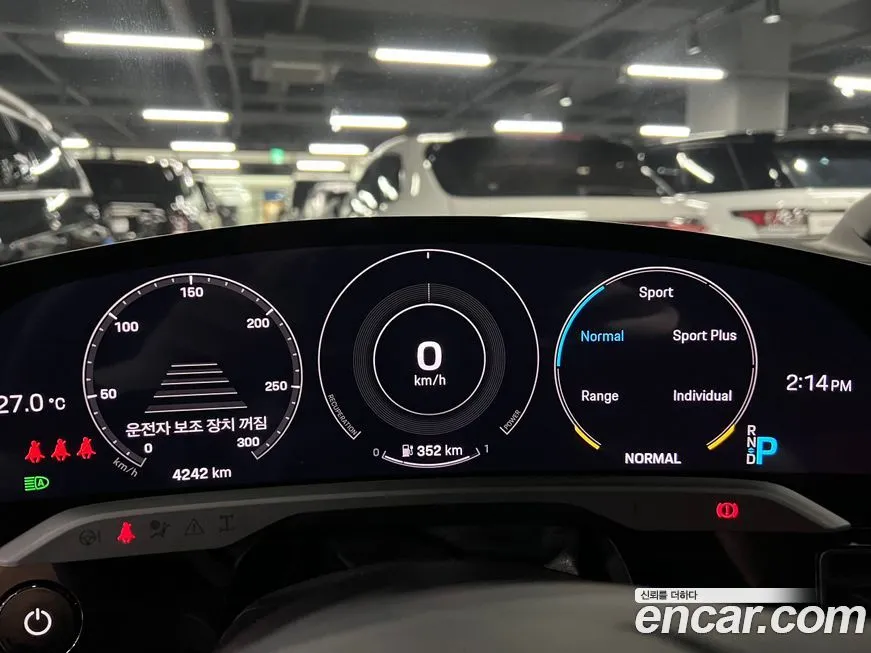 Porsche Taycan 2023 из KR, фото 6