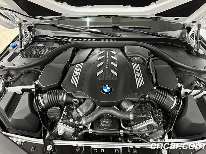 BMW 8-Series 2024 из KR, фото 6