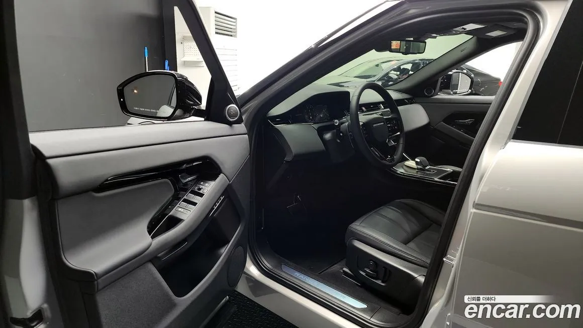 Land Rover Range Rover Evoque 2024 из KR, фото 10