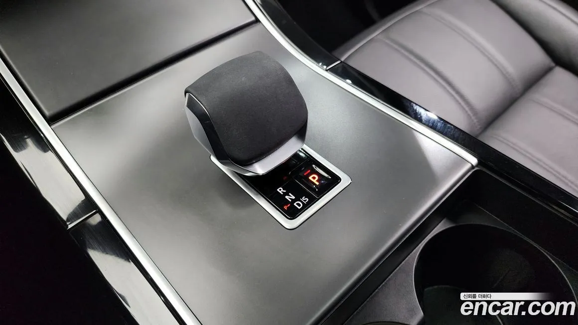 Land Rover Range Rover Evoque 2024 из KR, фото 9