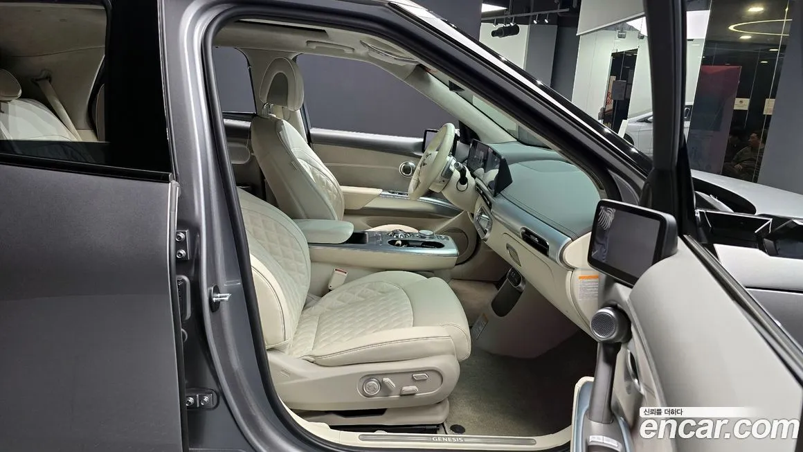 Genesis GV60 — фото 10