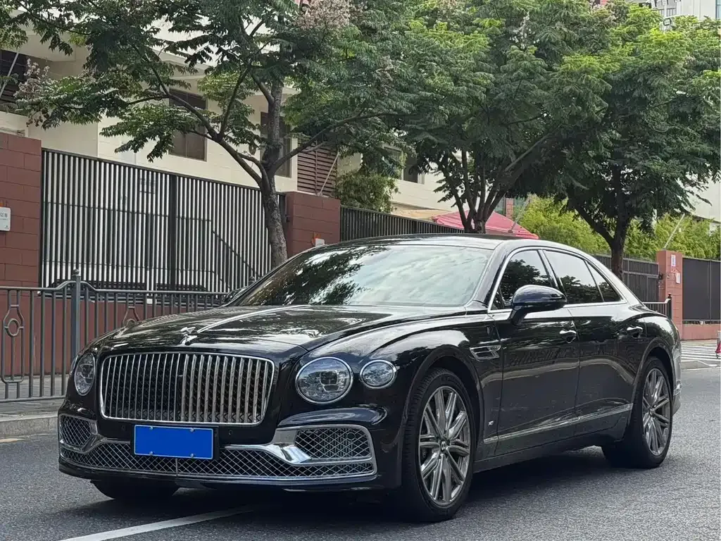 Bentley Flying Spur 2022 из CN, фото 1