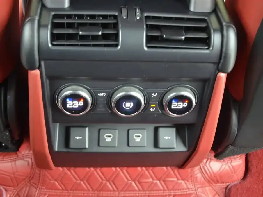 Land Rover Defender 2022 из CN, фото 10