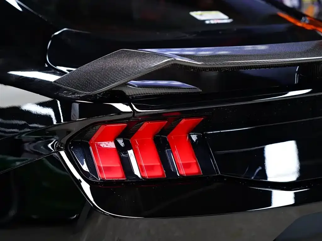 Ford Mustang 2024 из CN, фото 3