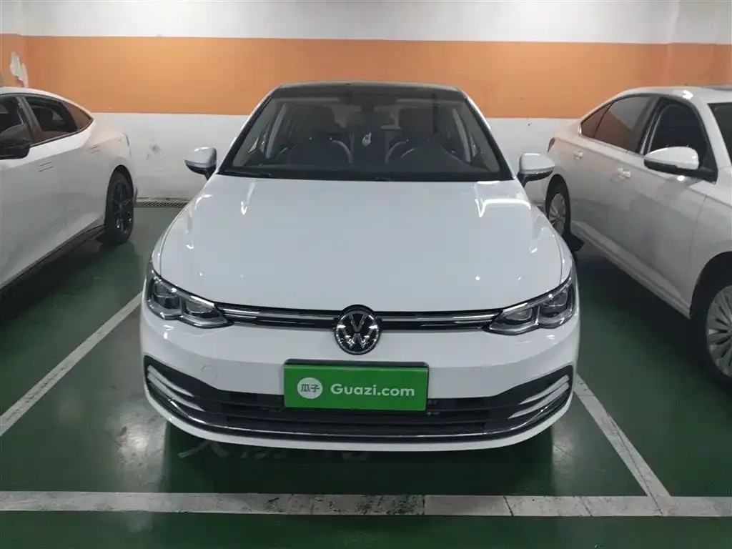 Volkswagen Golf 2022 из CN, фото 3