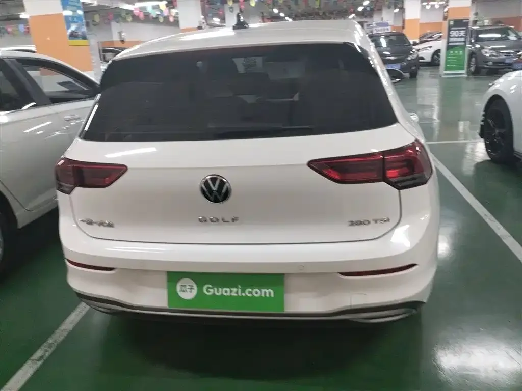 Volkswagen Golf 2022 из CN, фото 6